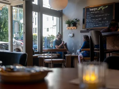 Bosque restaurant photo 03